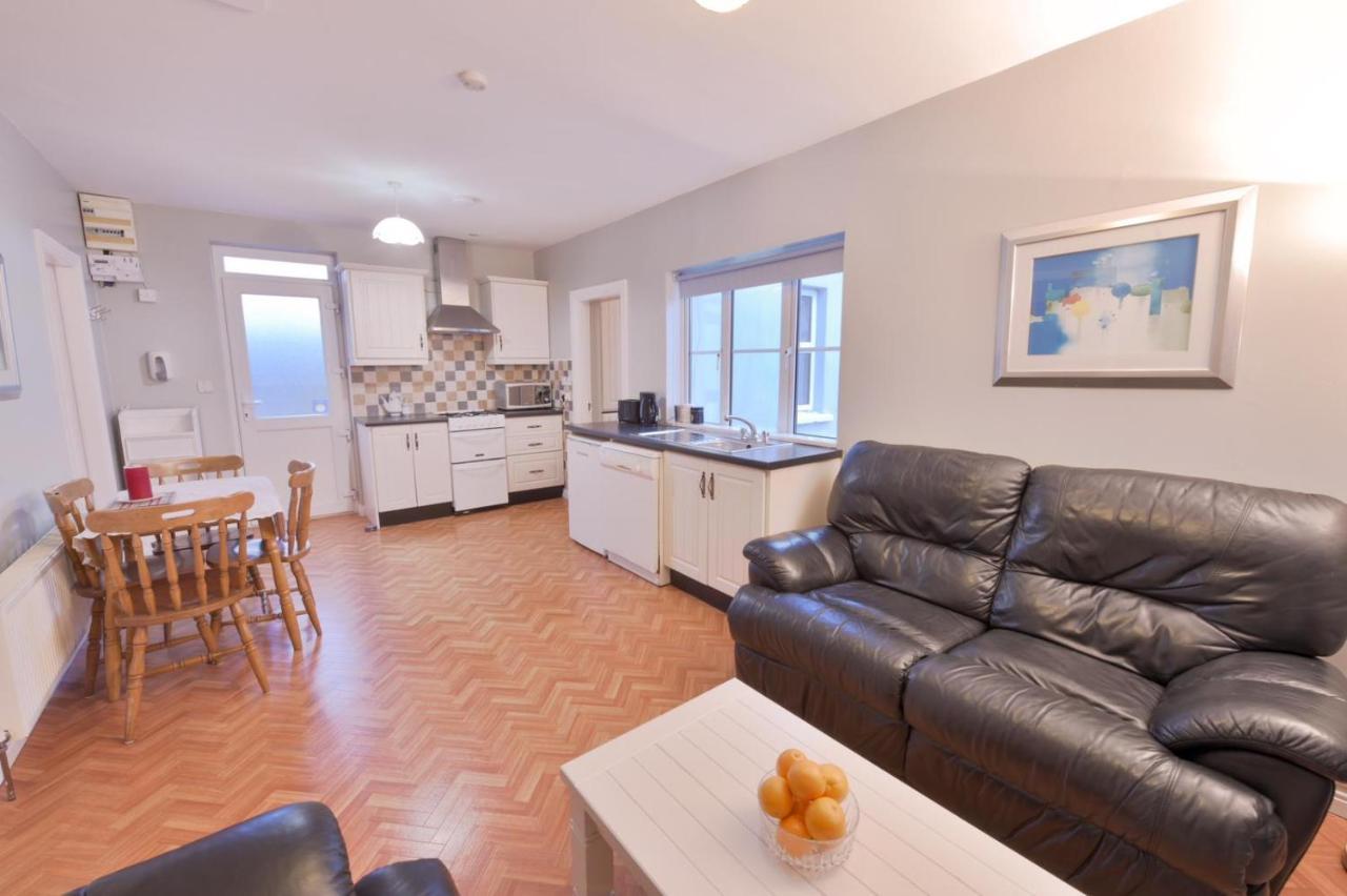 Ocean Breeze Apartment Lahinch Dış mekan fotoğraf